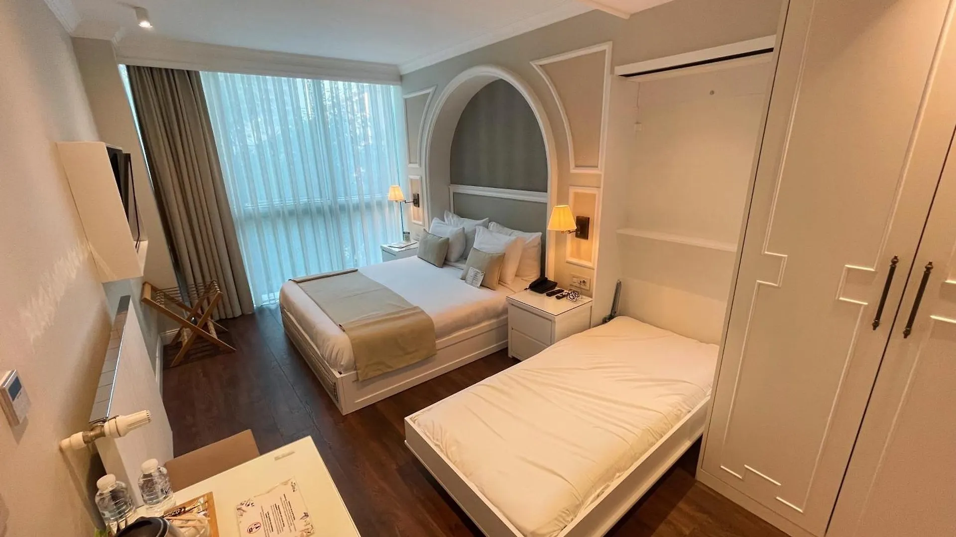 Dbd Hotel Bayrakli İzmir 0*,  Törökország