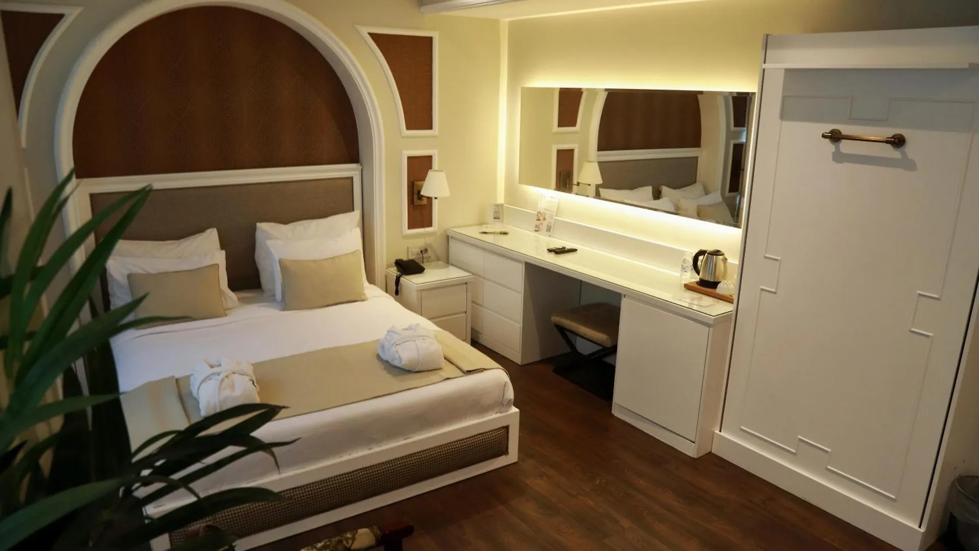 Dbd Hotel Bayrakli إزمير 0*,  تركيا