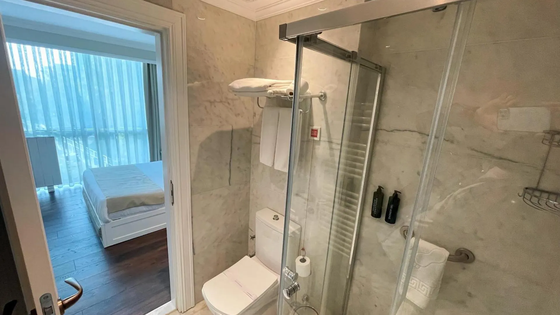 Dbd Hotel Bayrakli إزمير 0*,